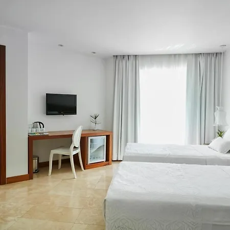 Flow Surf & Otel Datça