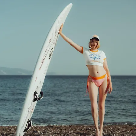 Flow Surf & Hotel 3*